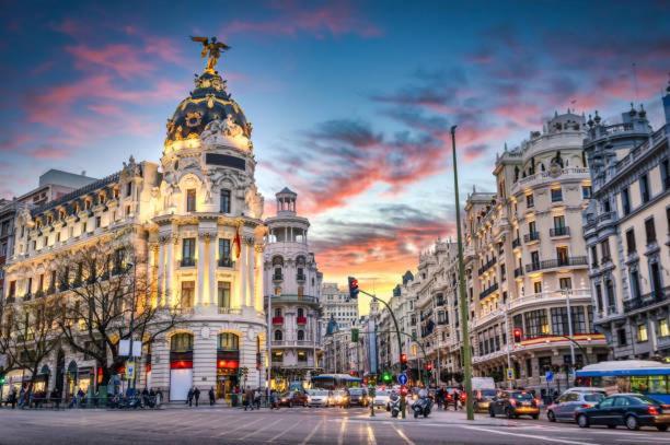 Piso Madrid Centro 5 Min Andando Gran Via Apartamento Exterior foto
